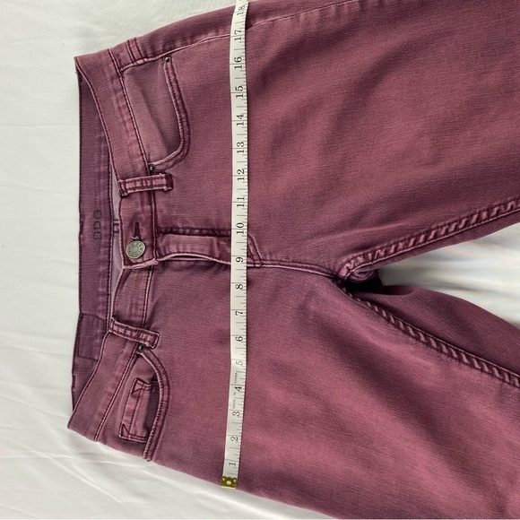 BDG faded distressed burgundy mid rise twig ankle jeans, 29 - Picture 8 of 14